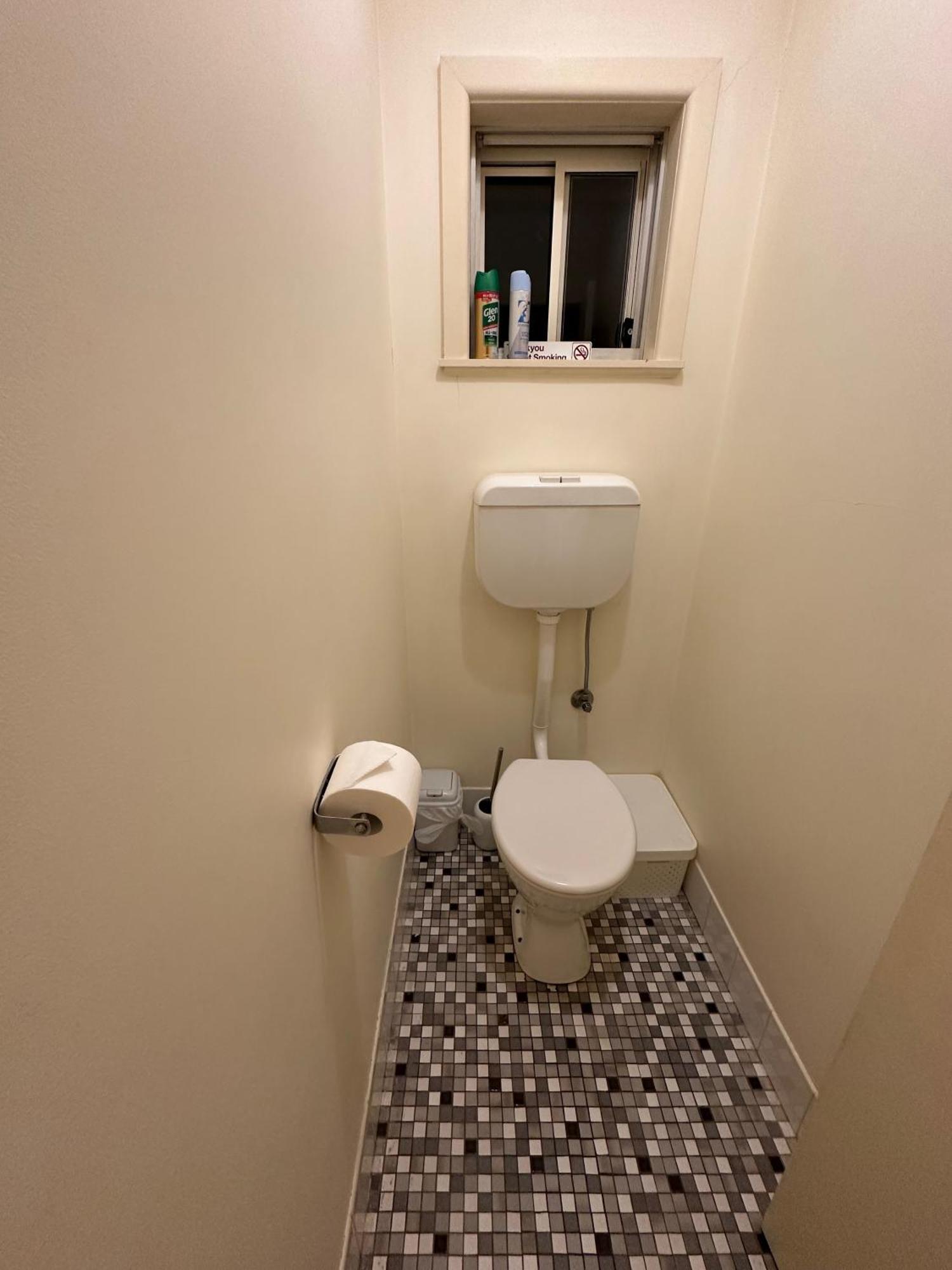 רותרגלן Admurraya House Bed & Breakfast חדר תמונה