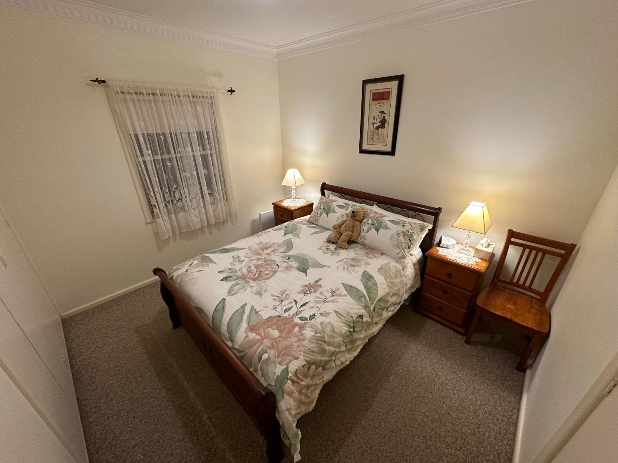 רותרגלן Admurraya House Bed & Breakfast מראה חיצוני תמונה