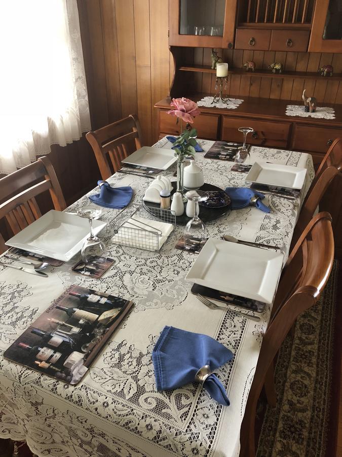 רותרגלן Admurraya House Bed & Breakfast מראה חיצוני תמונה